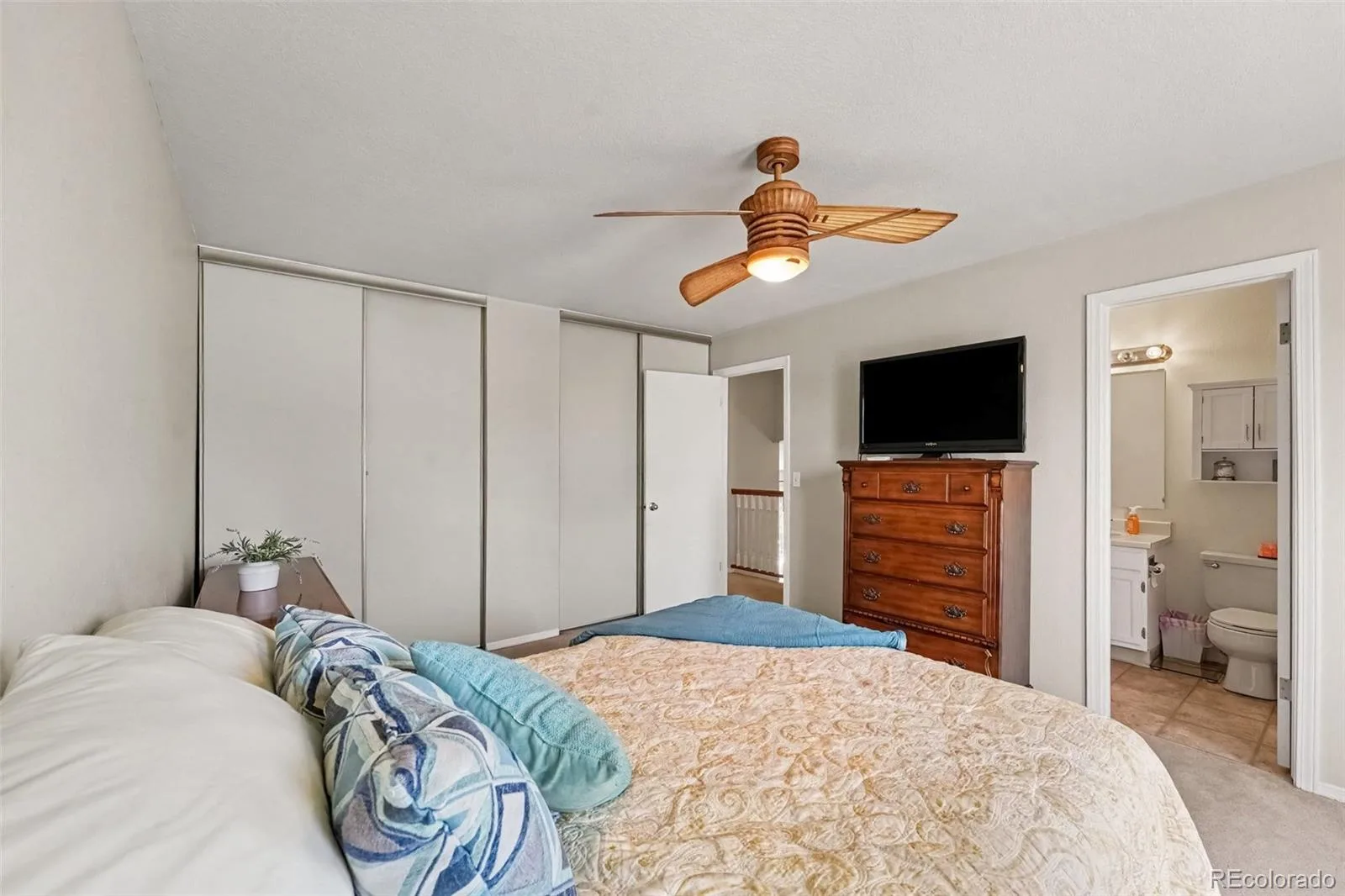 21288 E Powers Place Aurora CO 80015 | MLS #REC7942436 08052026193342 1600 13