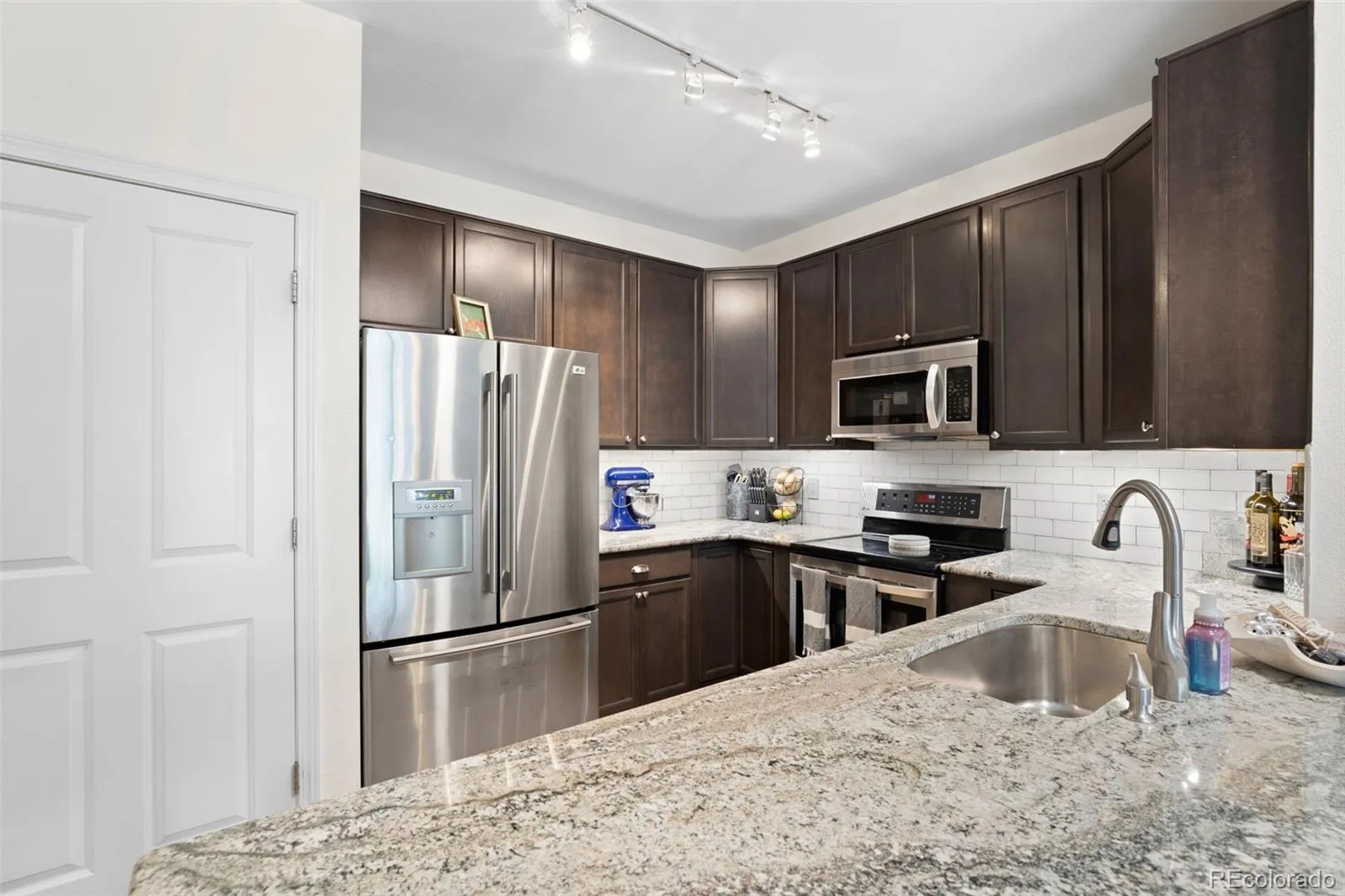 10052 W Ute Place #206 Littleton CO 80127 | MLS #REC7945154 08142026184706 1600 5