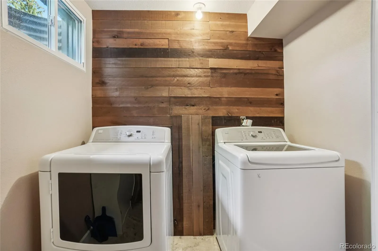 03262026173542 1600 24