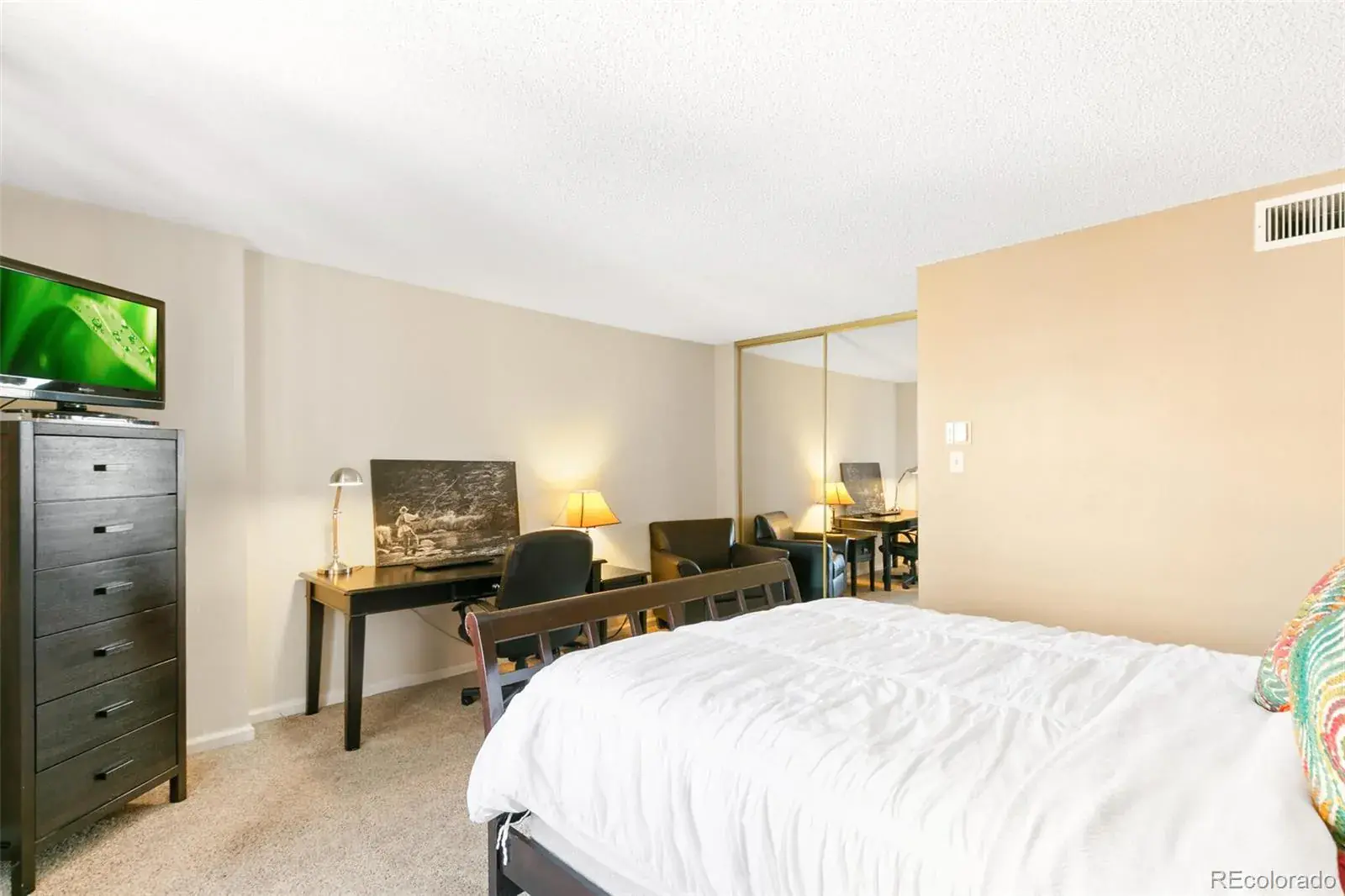 1020 15th Street #16A Denver CO 80202 MLS #REC7946490 02212026001415 1600 20