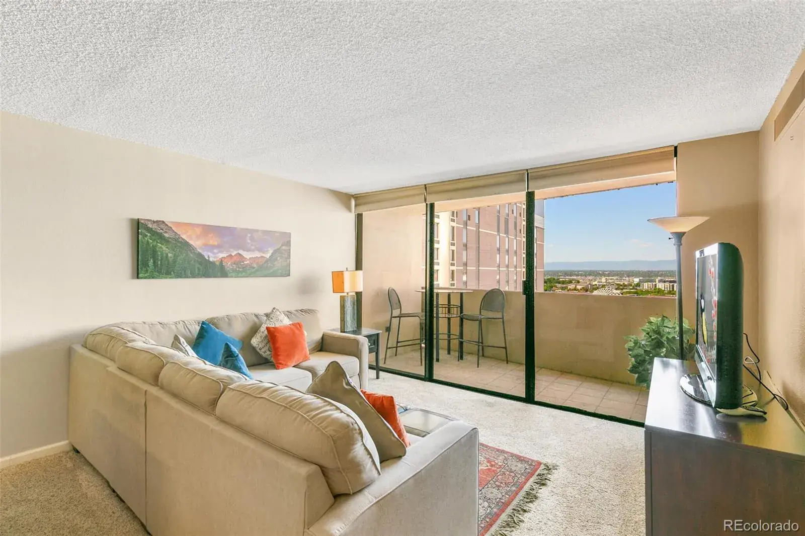 1020 15th Street #16A Denver CO 80202 MLS #REC7946490 02212026001415 1600 3