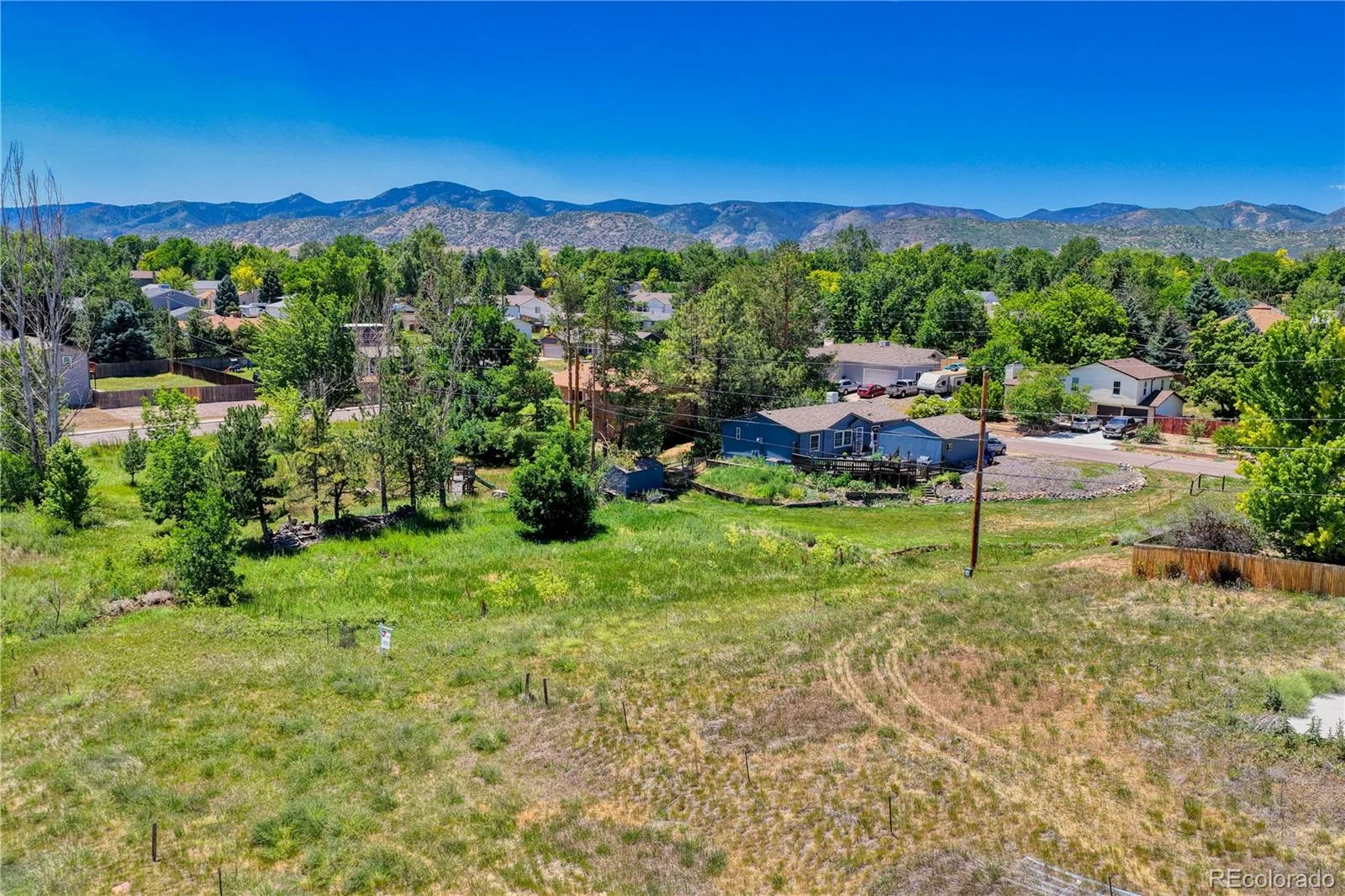 7873 S Carr Court Littleton CO 80128 | MLS #REC7946492 07042026214238 1600 15