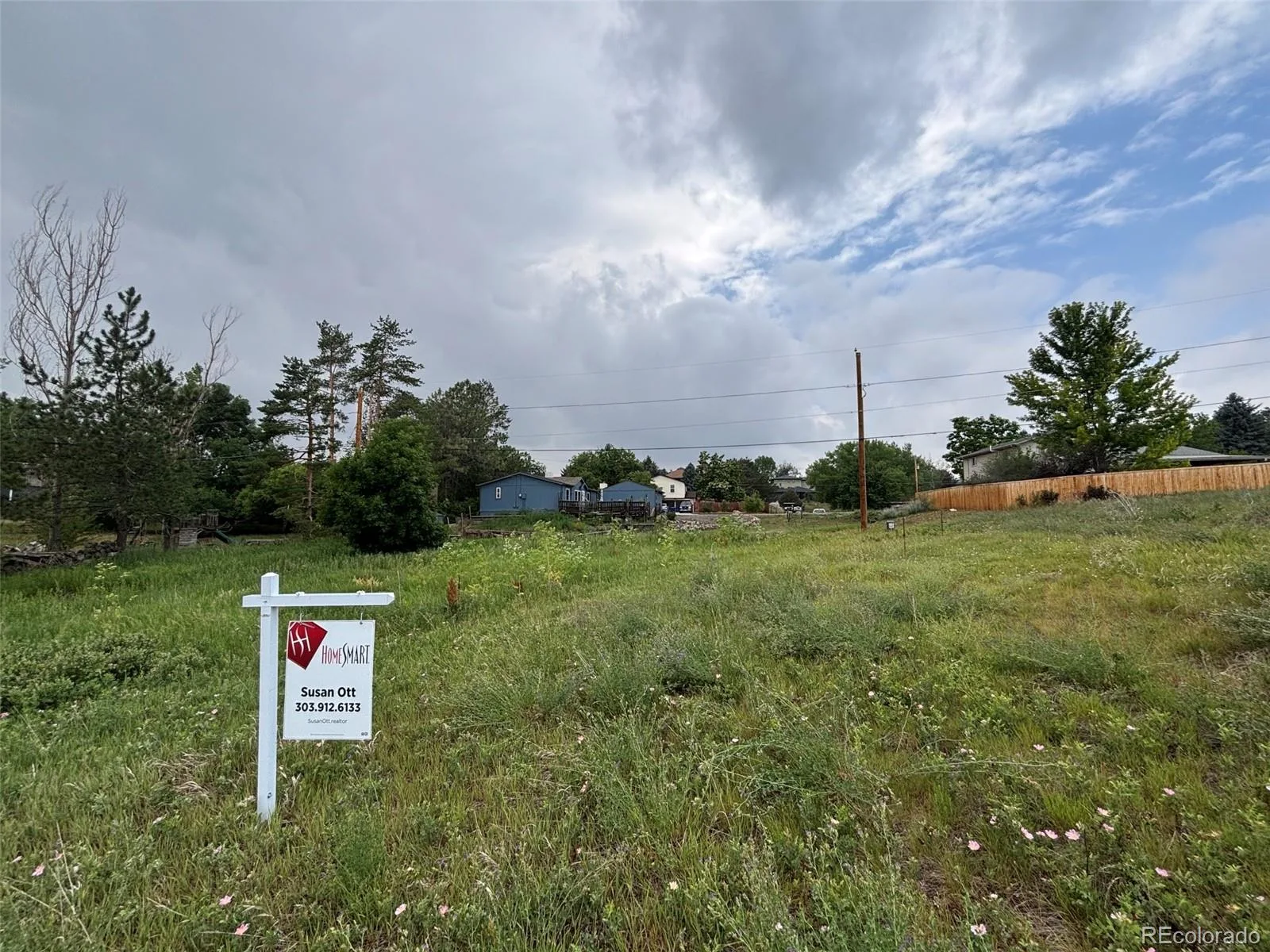 7873 S Carr Court Littleton CO 80128 | MLS #REC7946492 07042026214238 1600 5