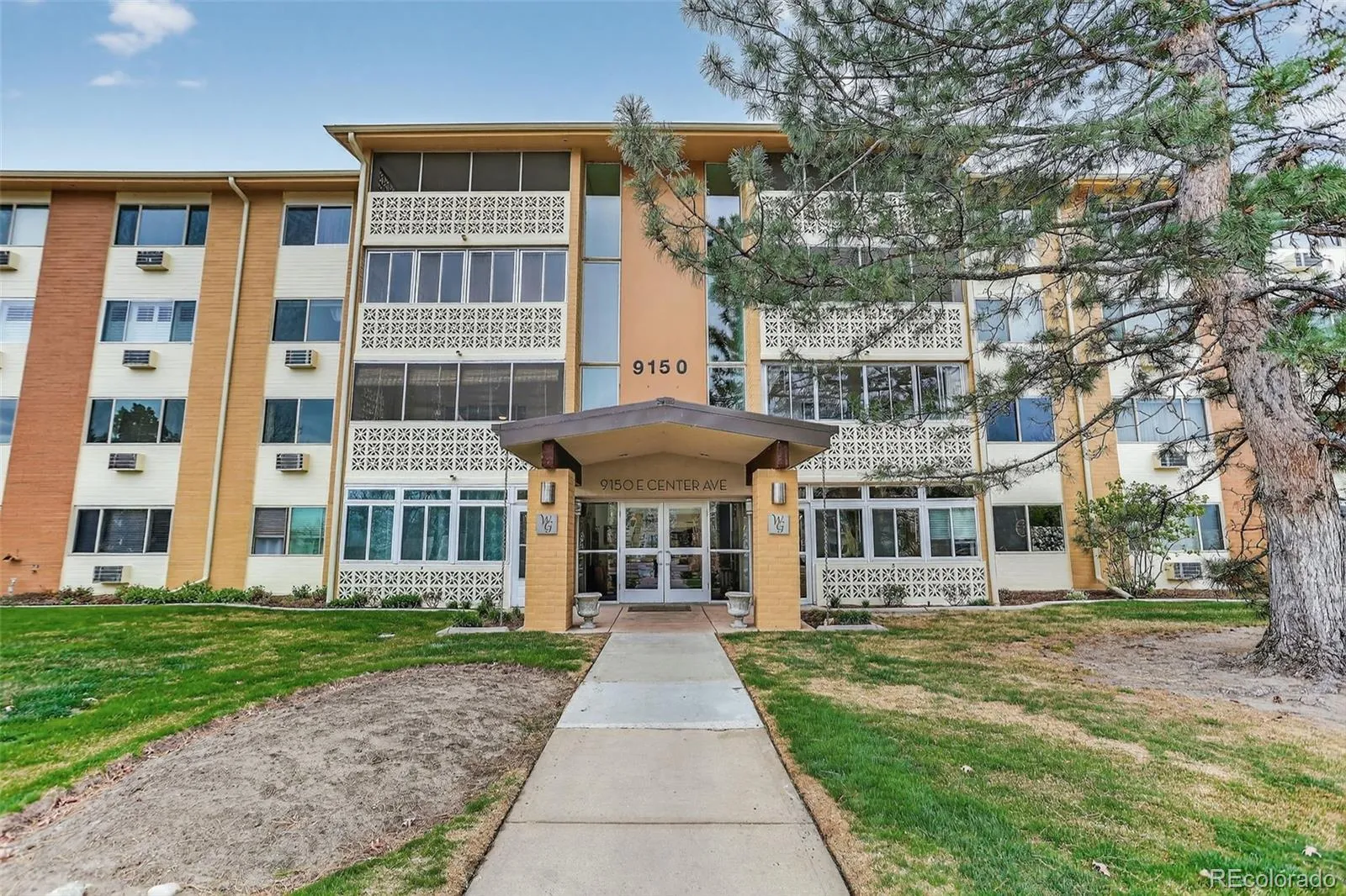 9150 E Center Avenue #12A Denver CO 80247 MLS #REC7947441 04102026203732 1600 0