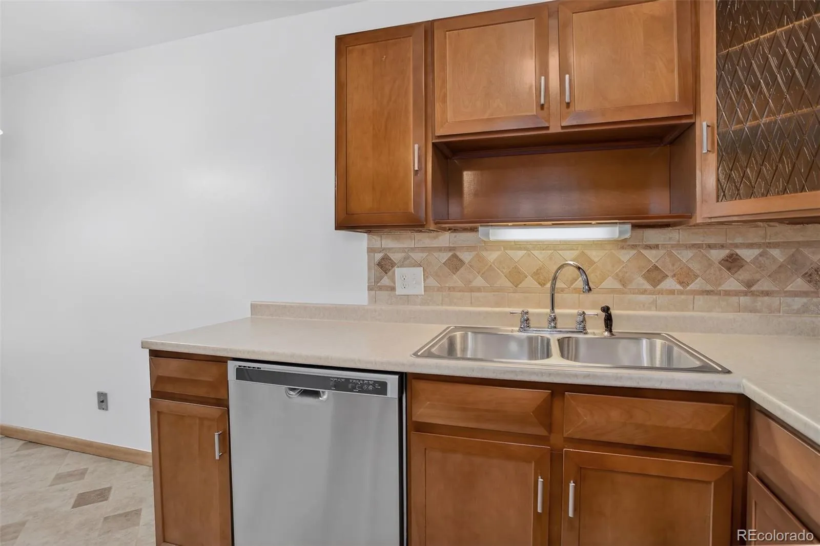 9150 E Center Avenue #12A Denver CO 80247 MLS #REC7947441 04102026203732 1600 13