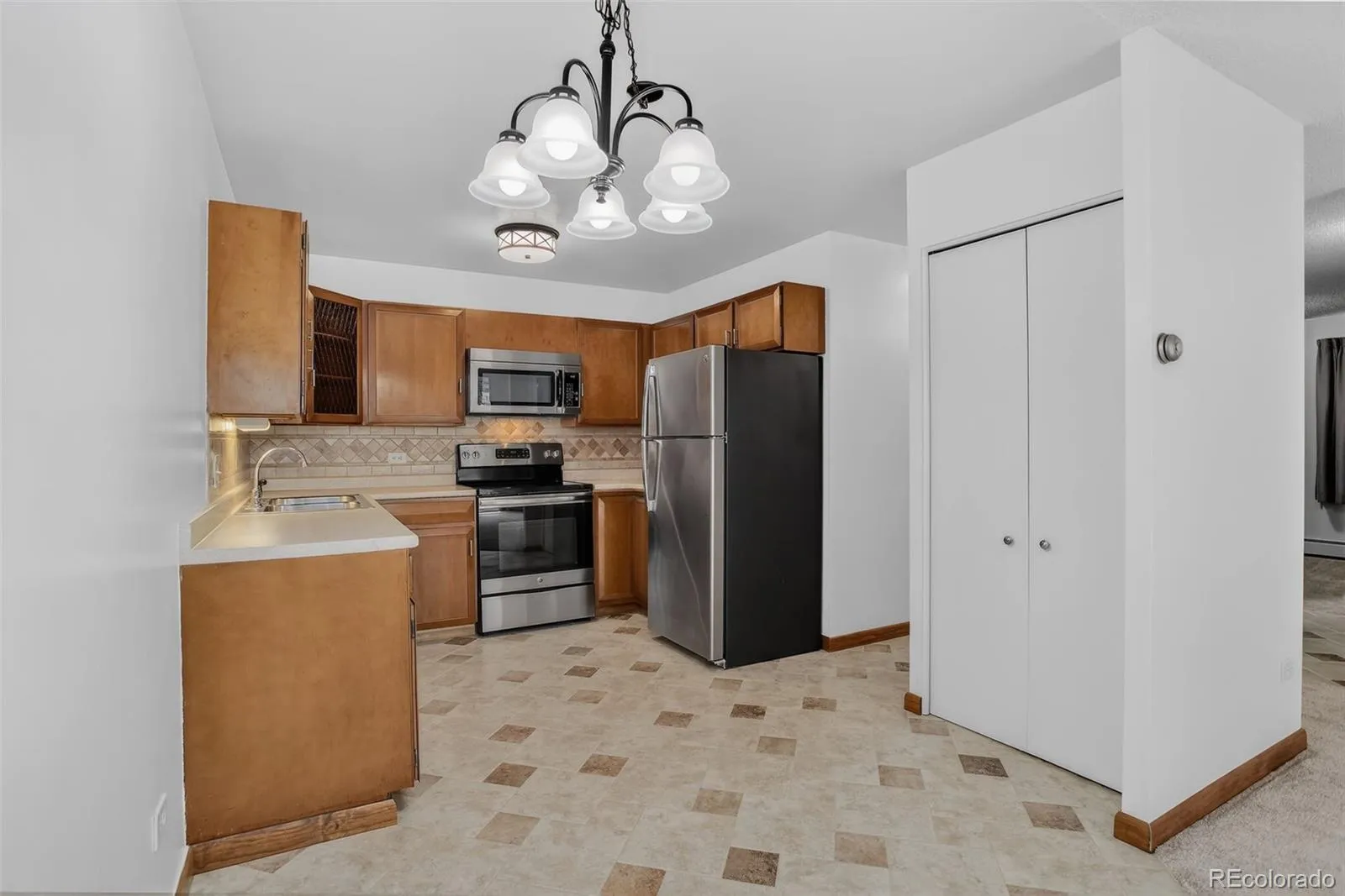 9150 E Center Avenue #12A Denver CO 80247 MLS #REC7947441 04102026203732 1600 15