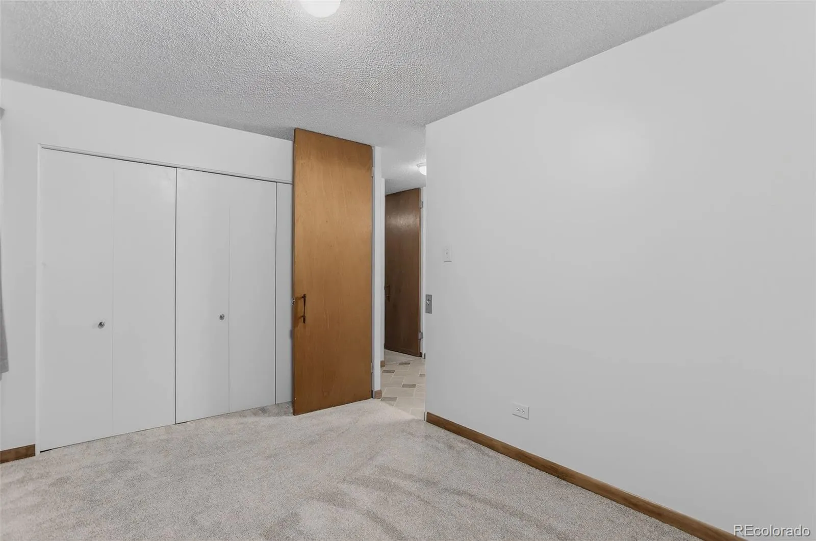 9150 E Center Avenue #12A Denver CO 80247 MLS #REC7947441 04102026203732 1600 26