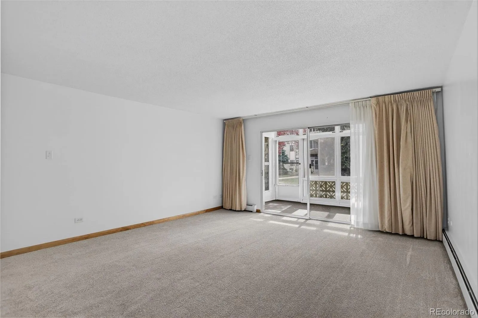 9150 E Center Avenue #12A Denver CO 80247 MLS #REC7947441 04102026203732 1600 8