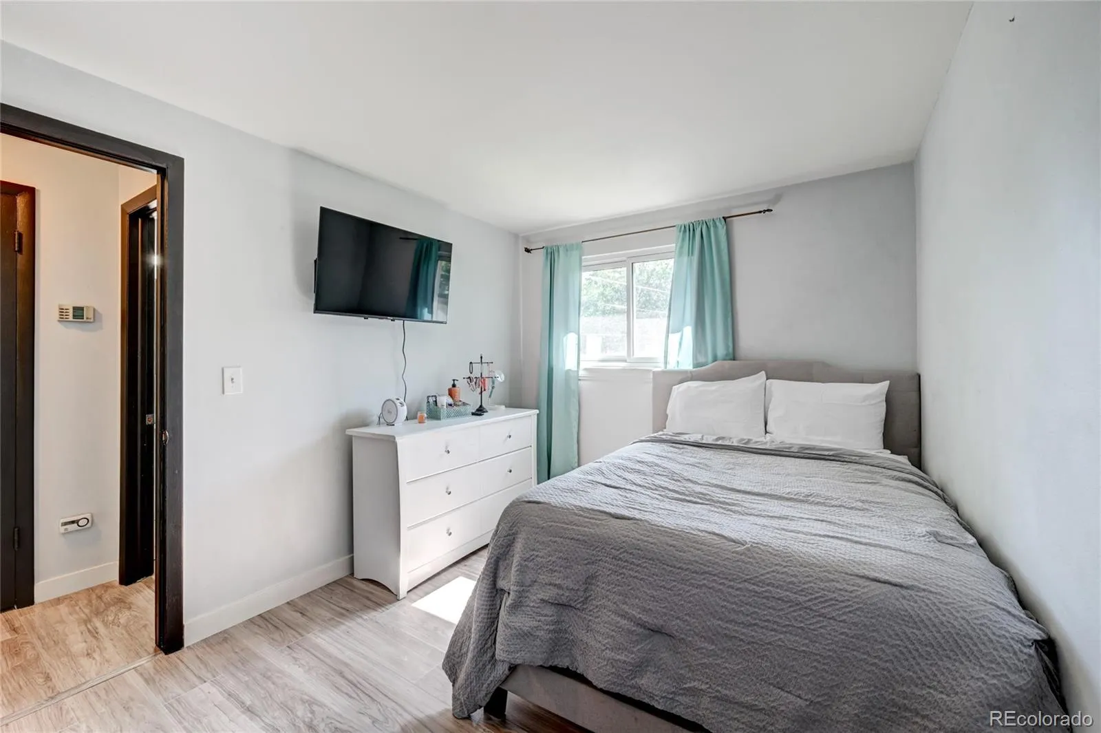 8528 Fenton Street Arvada CO 80003 MLS #REC7949174 05052026225613 1600 14