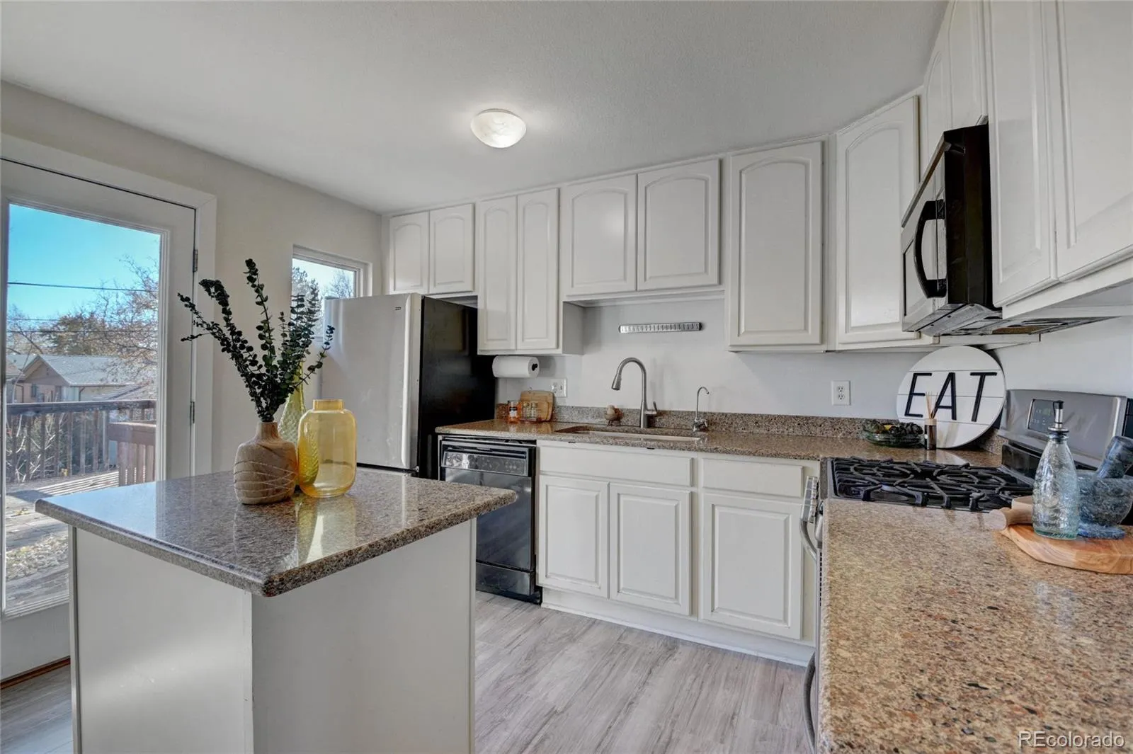 8528 Fenton Street Arvada CO 80003 MLS #REC7949174 05052026225613 1600 4