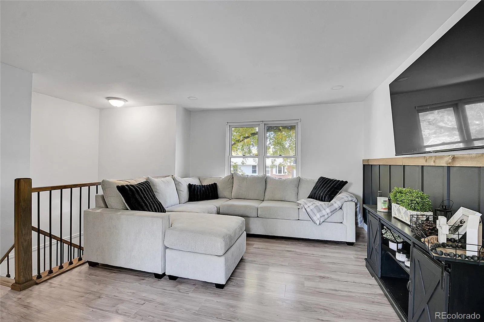 8528 Fenton Street Arvada CO 80003 MLS #REC7949174 05052026225613 1600 9