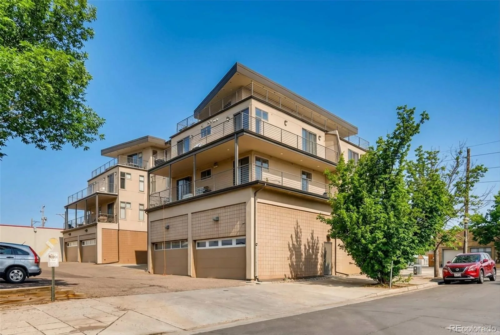 2900 W 44th Avenue #201 Denver CO 80211 | MLS #REC7950275 08172026193623 1600 19
