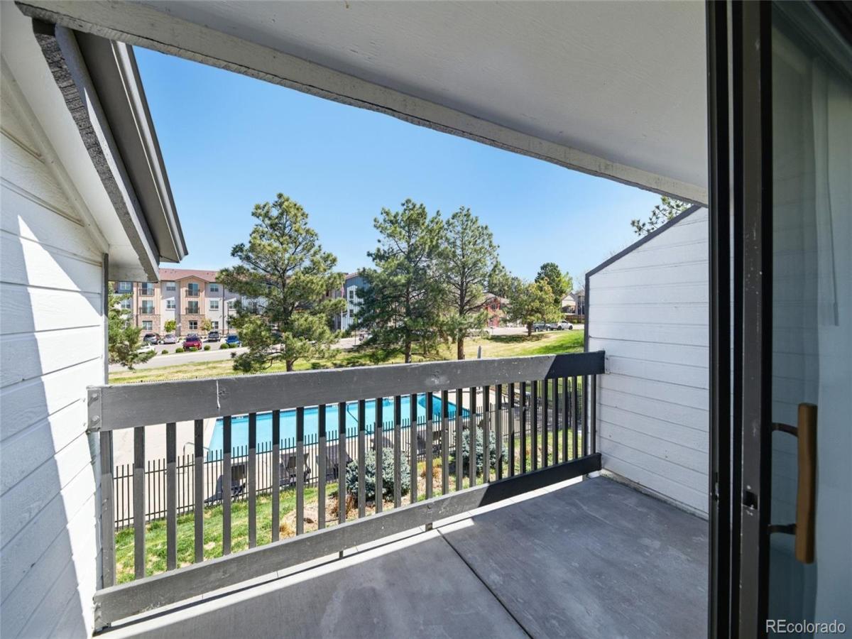 532 Oakwood Drive #B207 Castle Rock CO 80104 | MLS #REC7950432 MLS #REC7950432 image #0