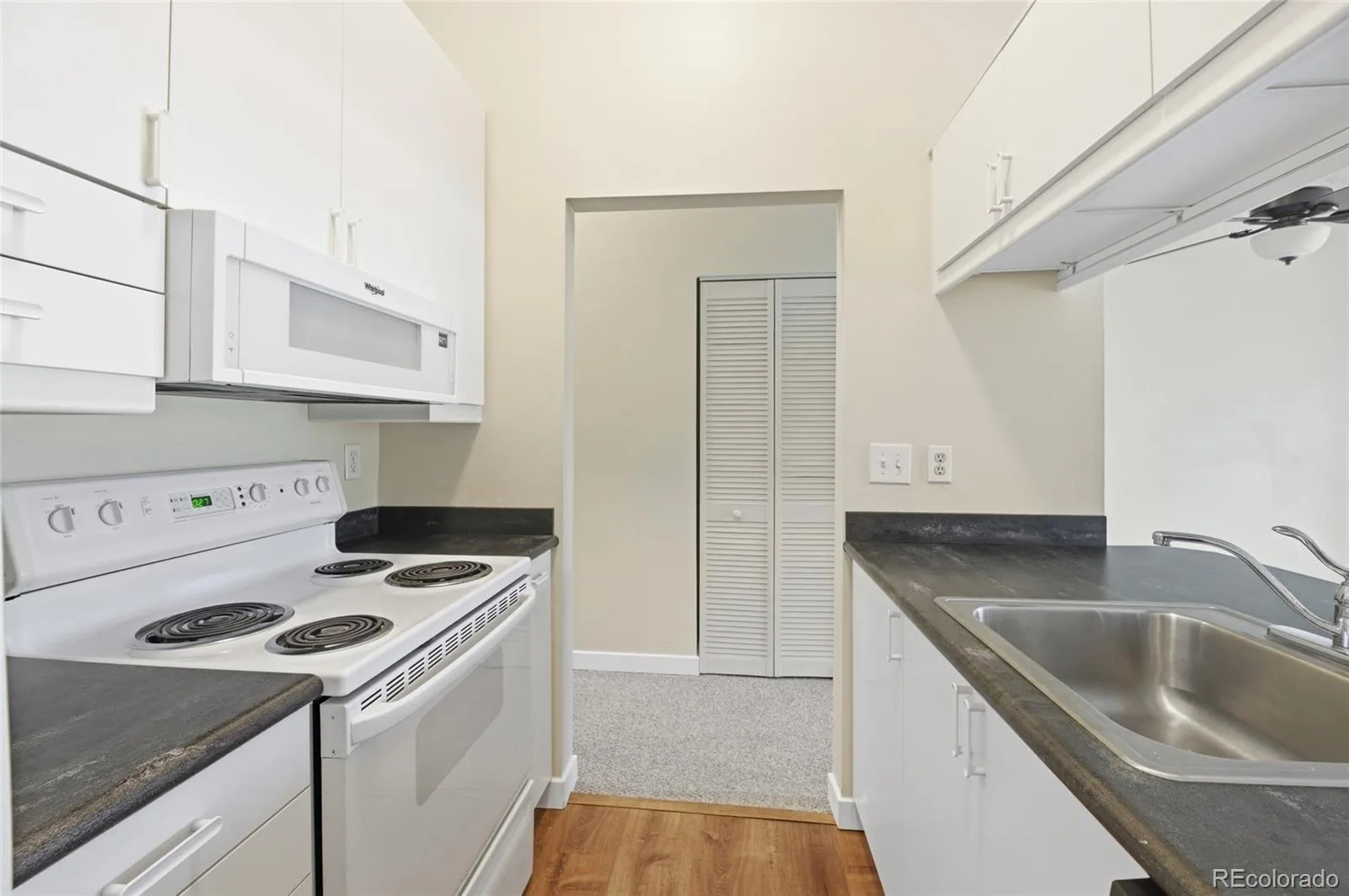 532 Oakwood Drive #B207 Castle Rock CO 80104 | MLS #REC7950432 06272026201452 1600 13