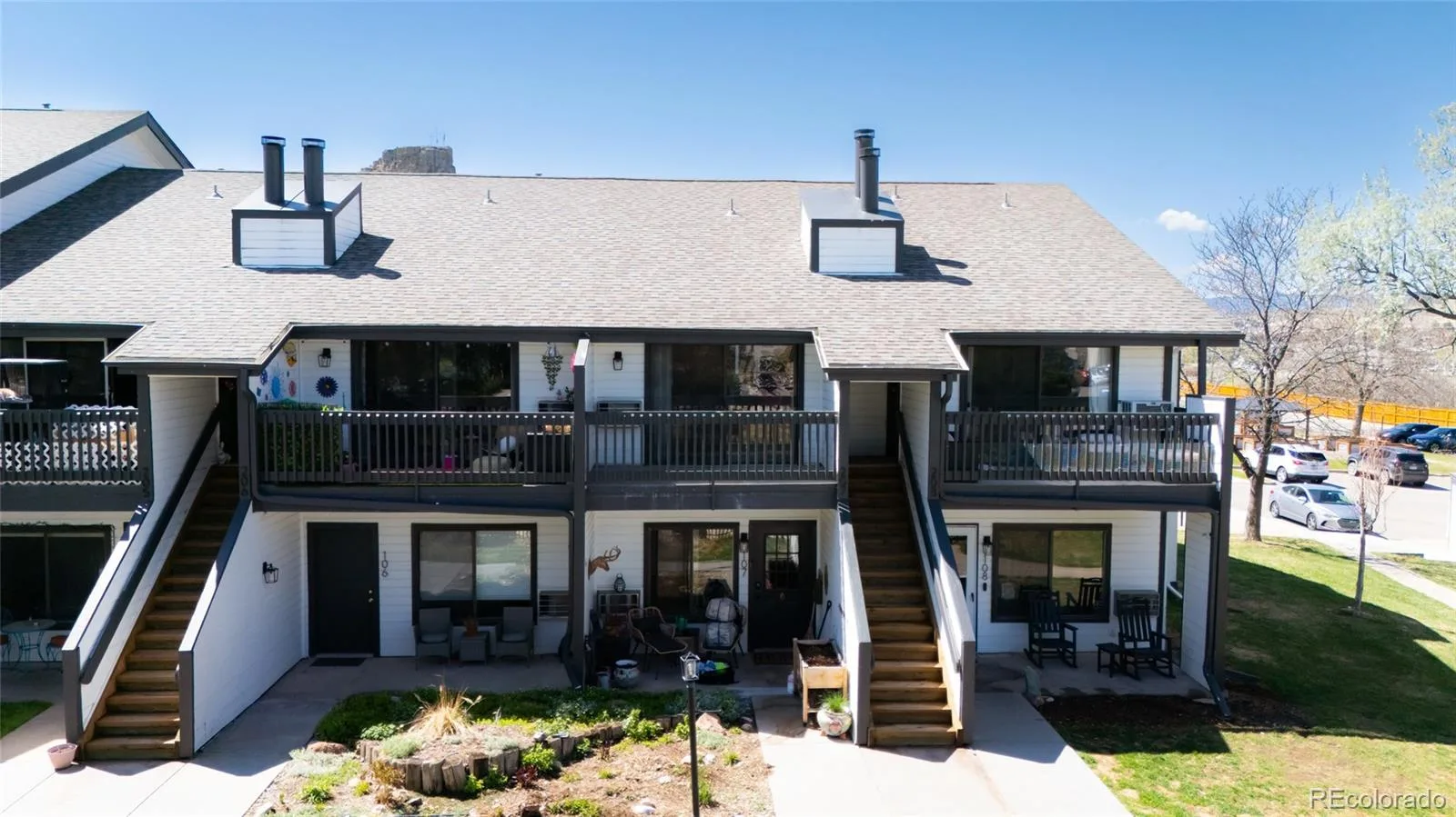 532 Oakwood Drive #B207 Castle Rock CO 80104 | MLS #REC7950432 06272026201452 1600 22