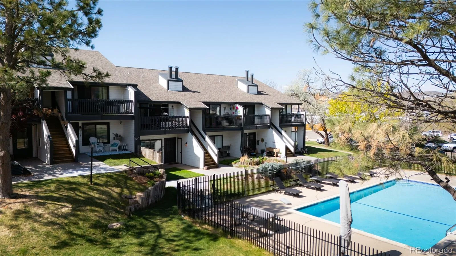 532 Oakwood Drive #B207 Castle Rock CO 80104 | MLS #REC7950432 06272026201452 1600 23