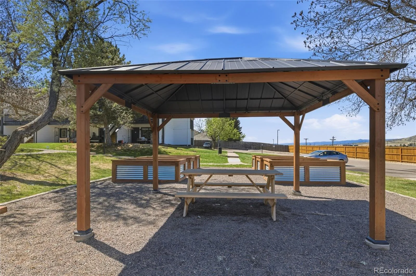 532 Oakwood Drive #B207 Castle Rock CO 80104 | MLS #REC7950432 06272026201452 1600 25