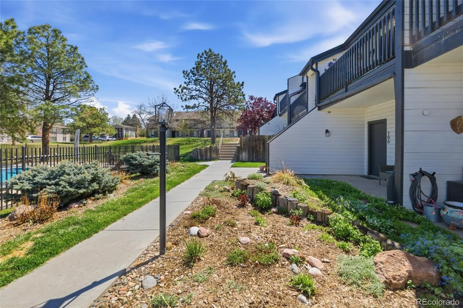532 Oakwood Drive #B207 Castle Rock CO 80104 | MLS #REC7950432 06272026201452 1600 3