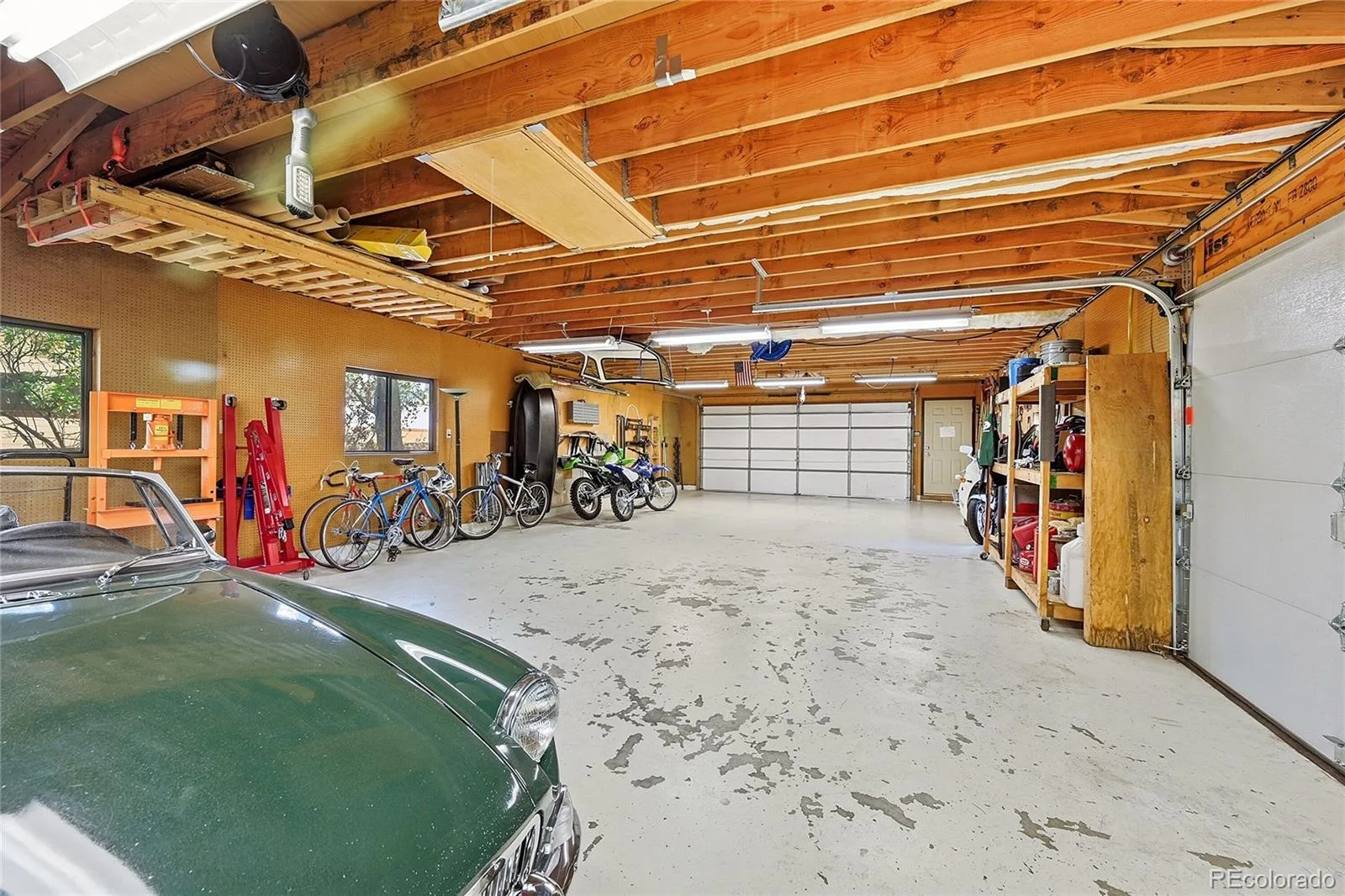 7582 S Ames Way Littleton CO 80128 | MLS #REC7950726 06222026190436 1600 22