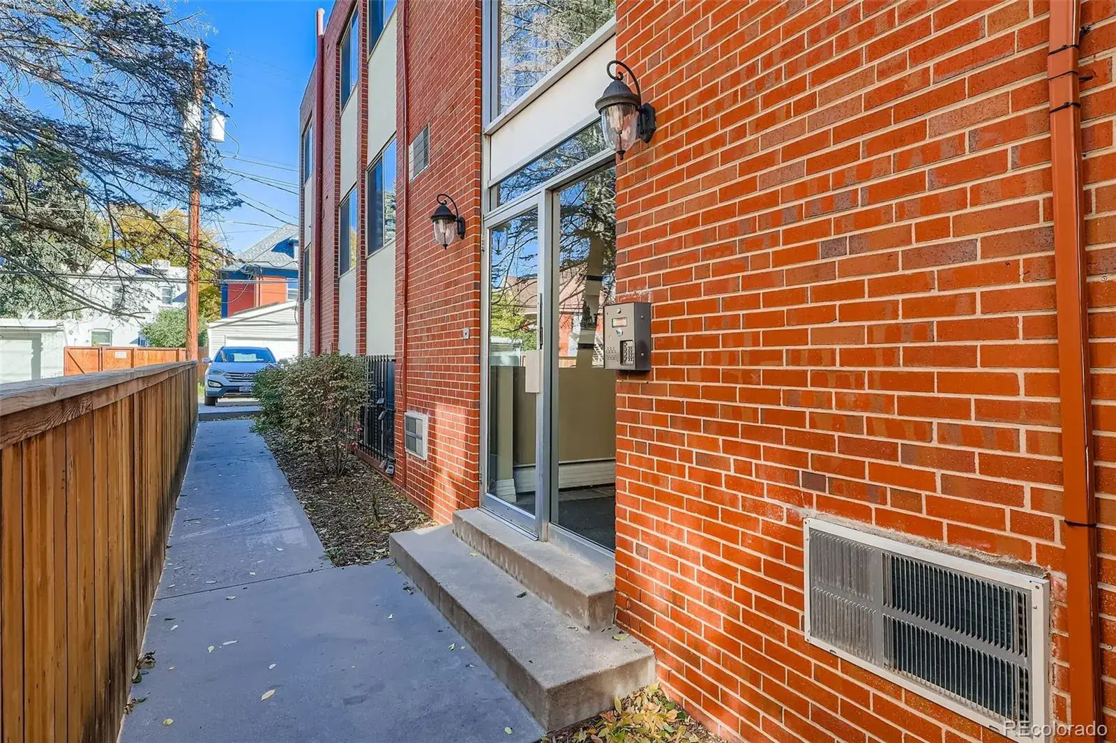 1330 Race Street #3 Denver CO 80206 MLS #REC7951839 10272025005210 1600 4
