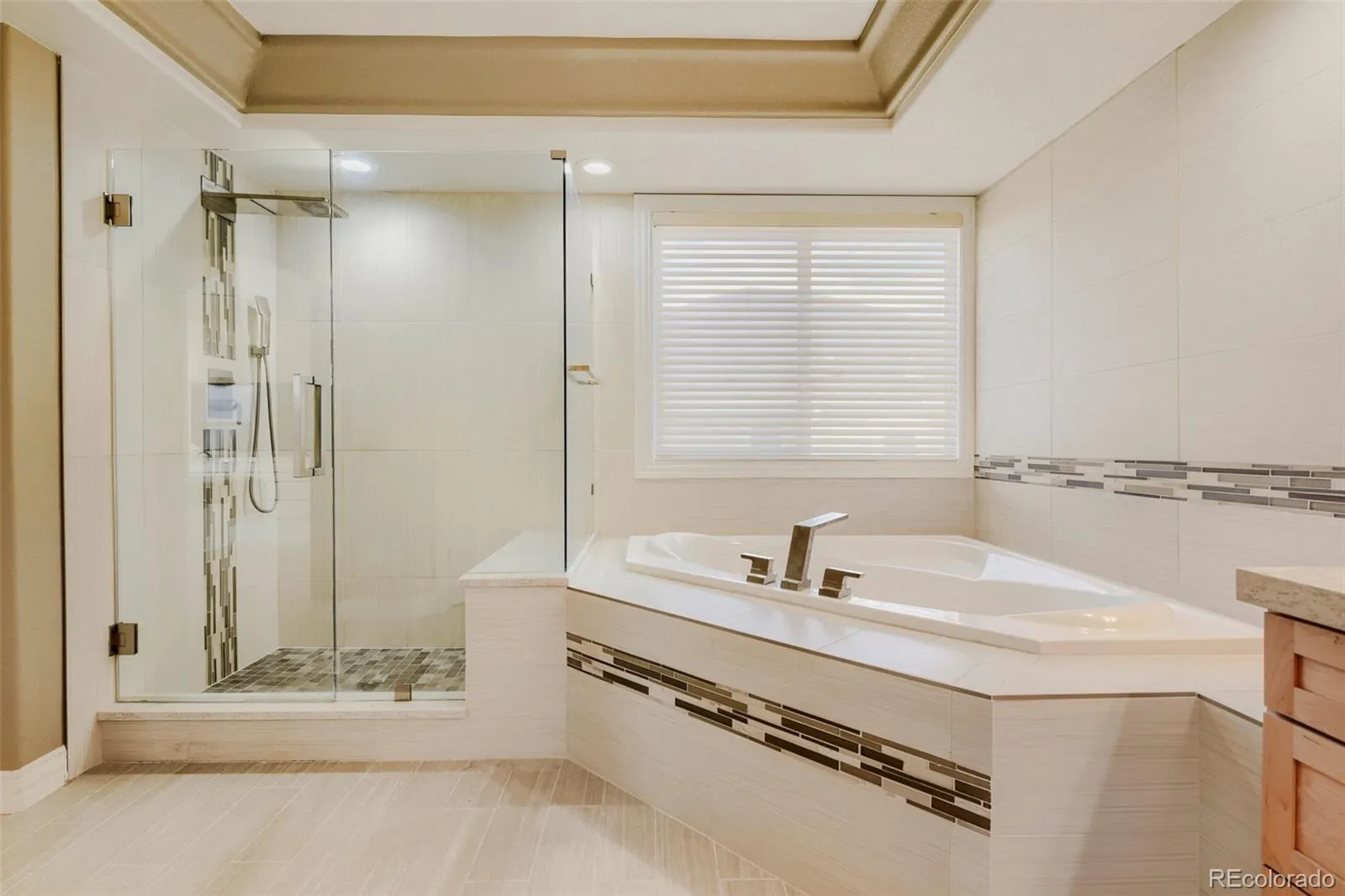 04172026013653 1600 25