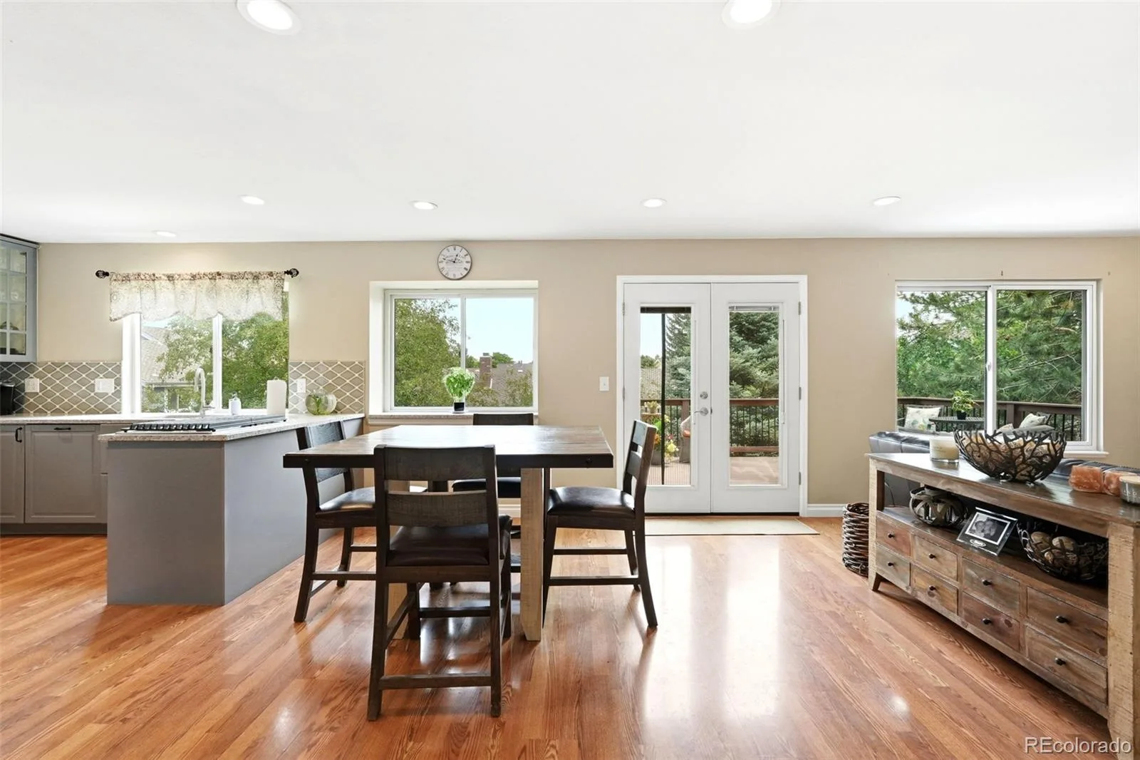 7472 S Fillmore Circle Littleton CO 80122 MLS #REC7953626 06252026000838 1600 8