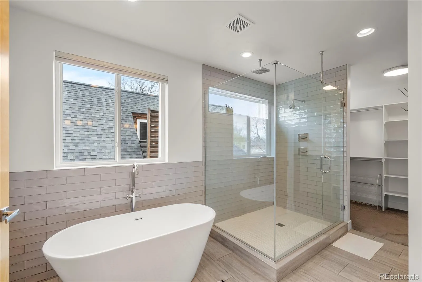 04012026165145 1600 14