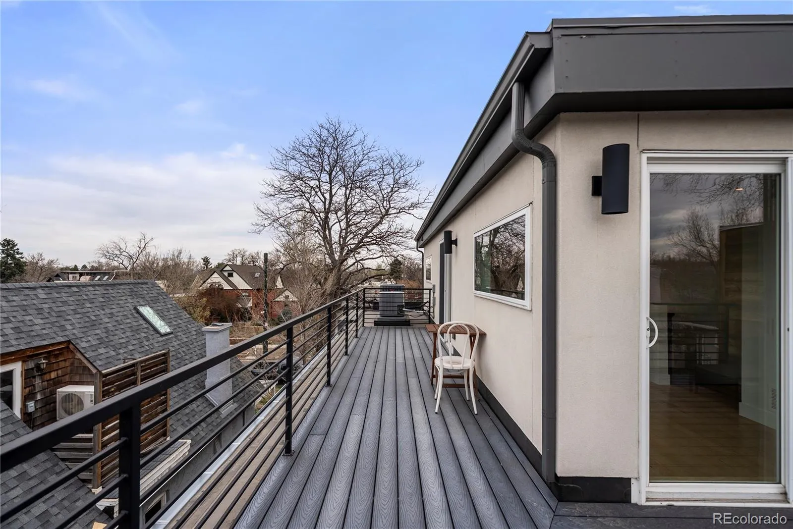 04012026165145 1600 22