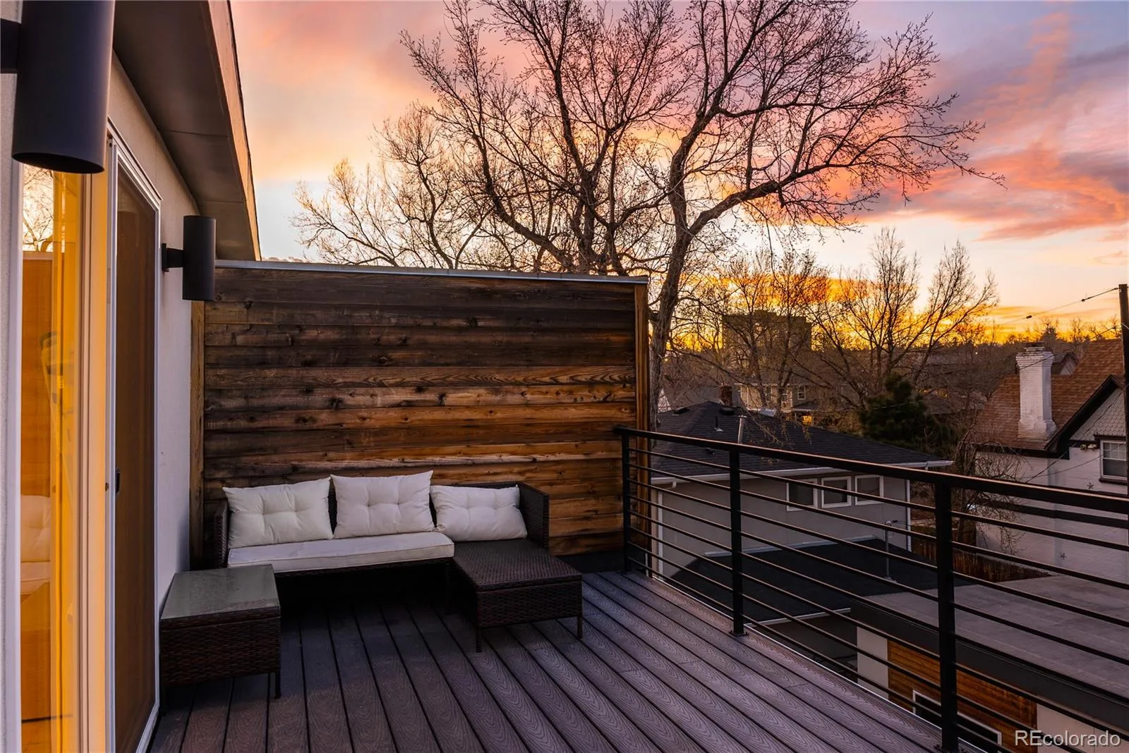 04012026165145 1600 23