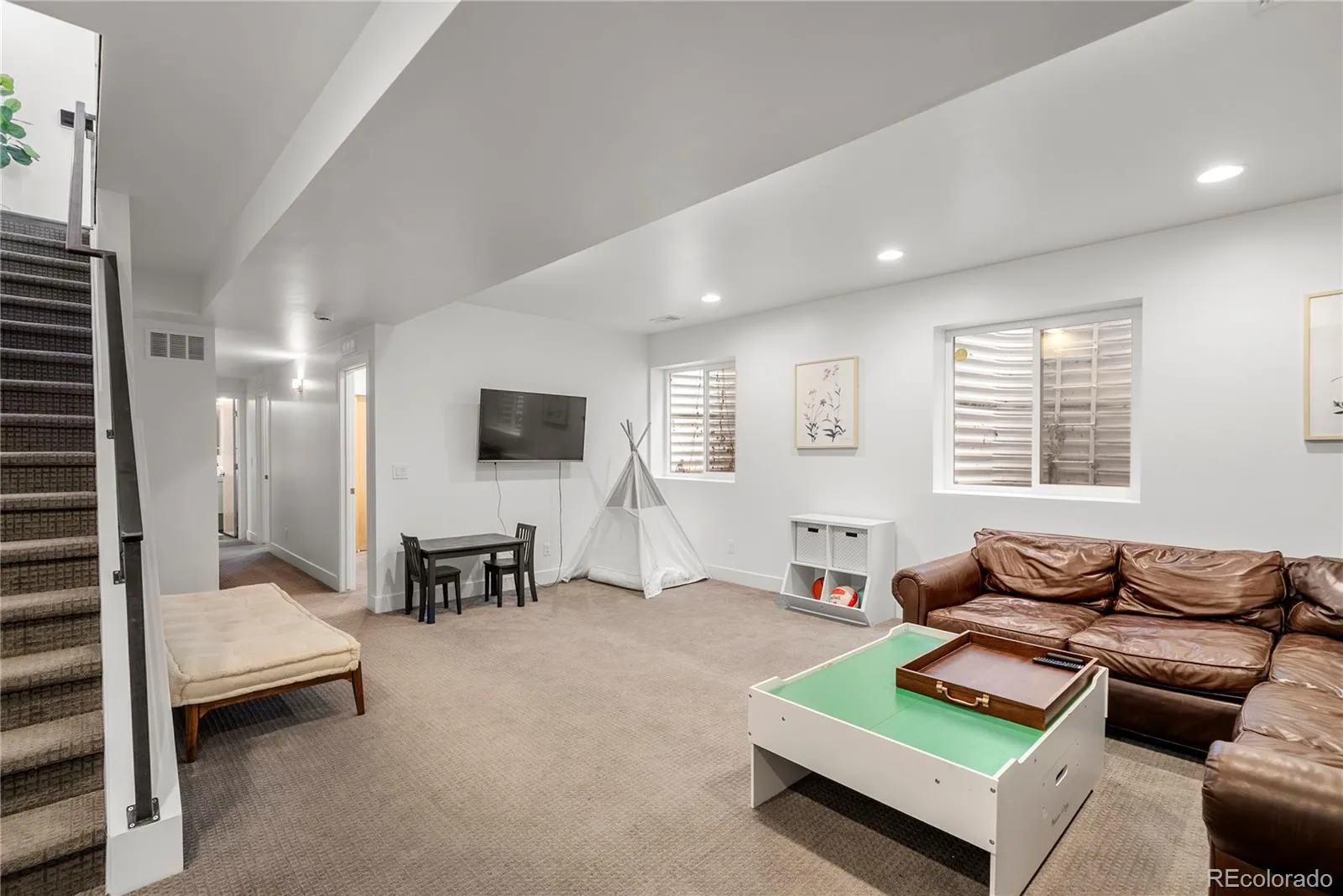 04012026165145 1600 24