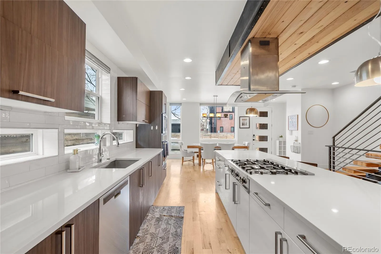 04012026165145 1600 3