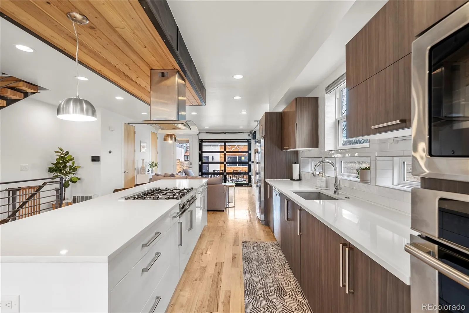 04012026165145 1600 4