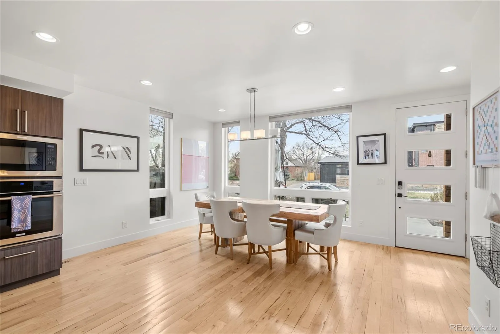 04012026165145 1600 9