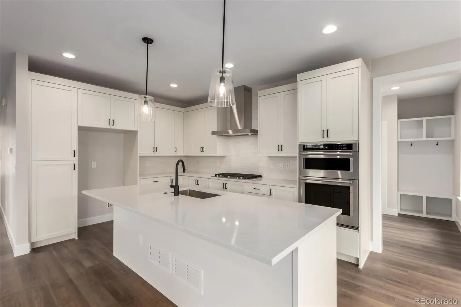 5611 Wheaton Avenue Longmont CO 80503 MLS #REC7961049 03272026202308 1600 11