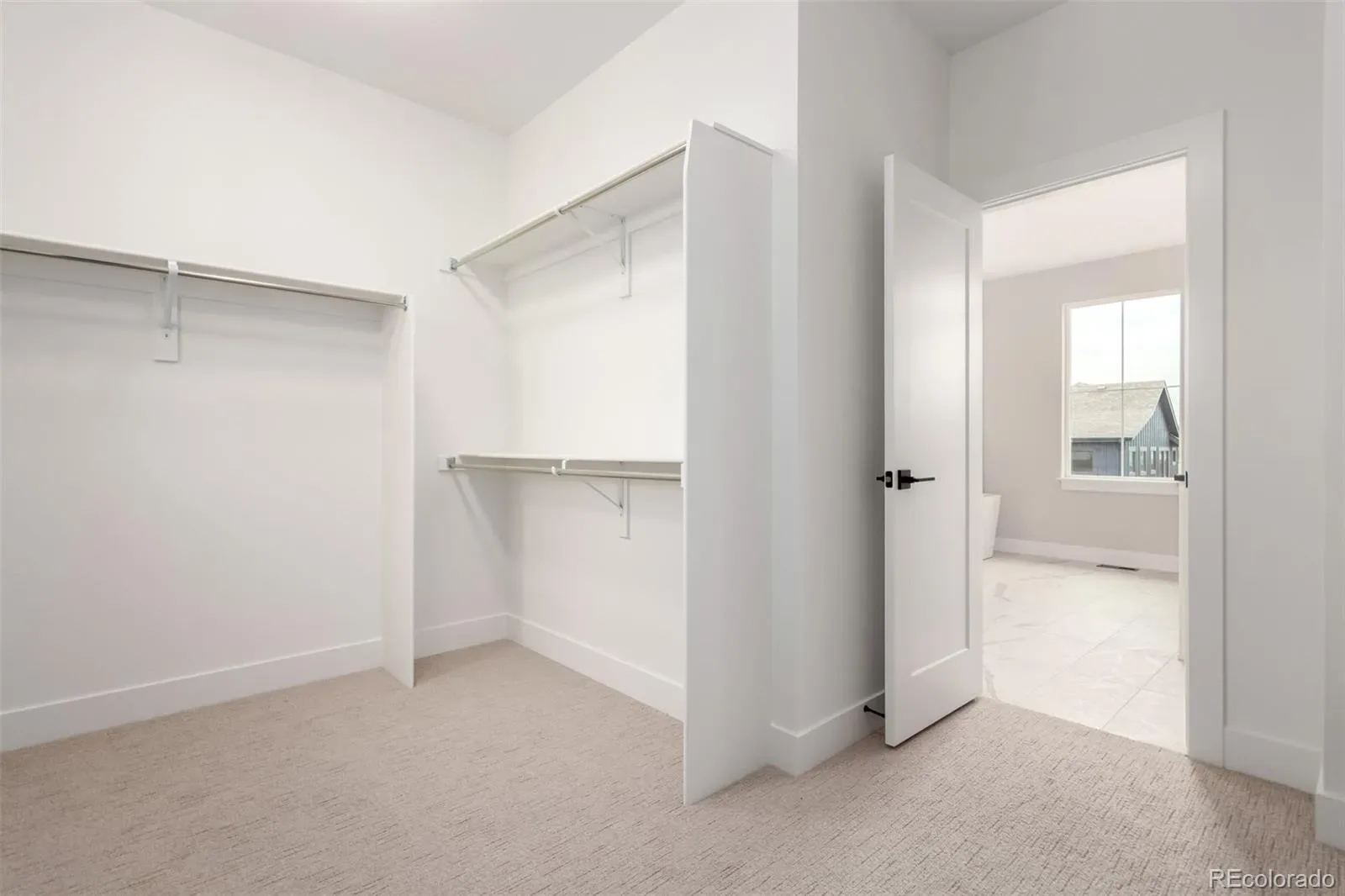 5611 Wheaton Avenue Longmont CO 80503 MLS #REC7961049 03272026202308 1600 25