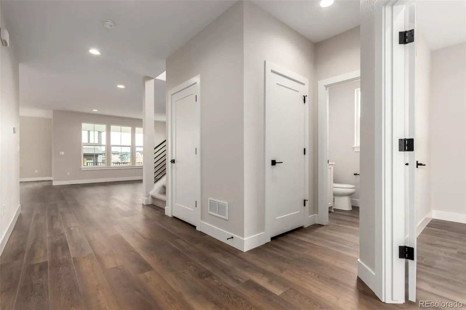 5611 Wheaton Avenue Longmont CO 80503 MLS #REC7961049 03272026202308 1600 29