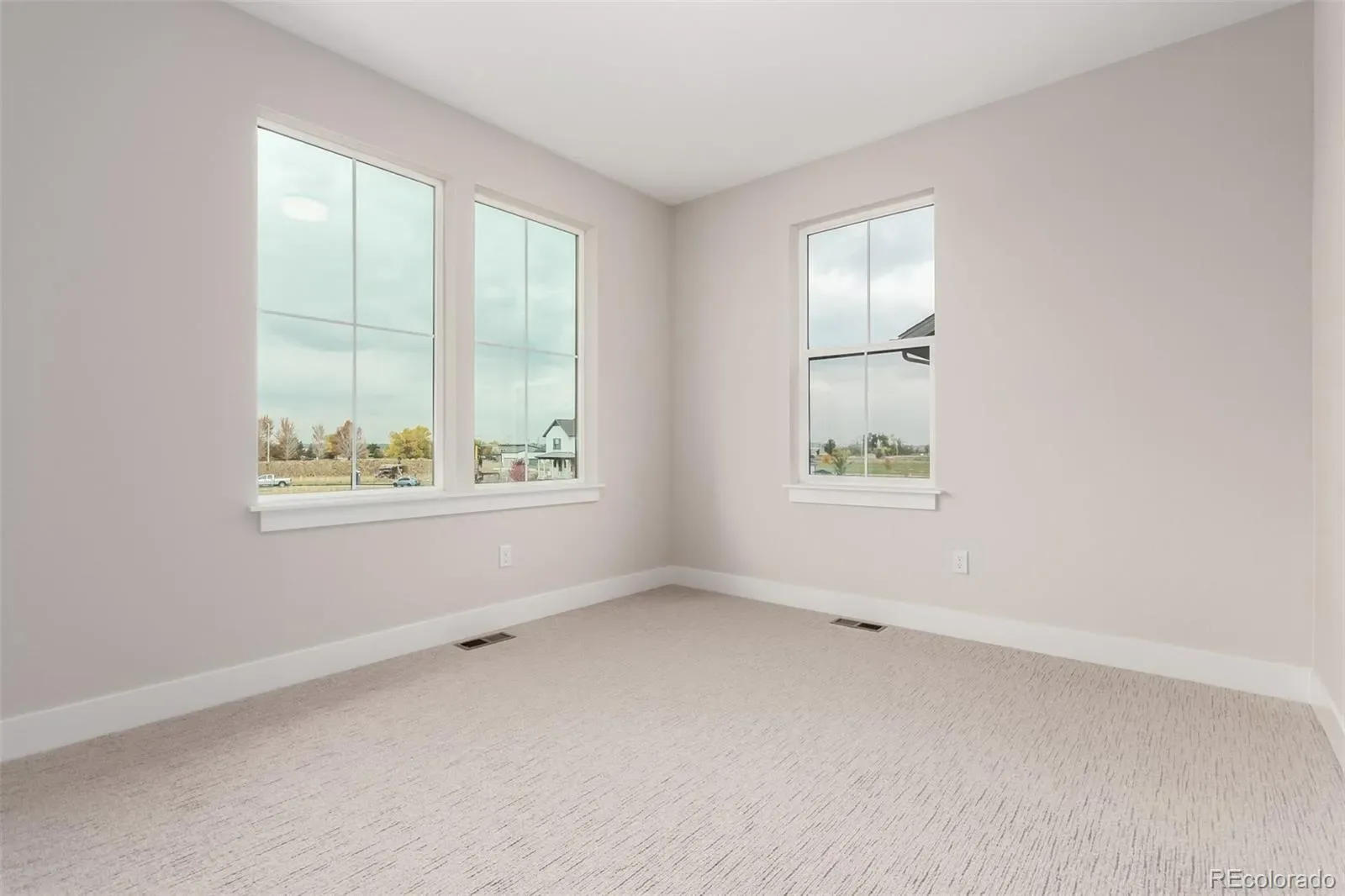 5611 Wheaton Avenue Longmont CO 80503 MLS #REC7961049 03272026202308 1600 33