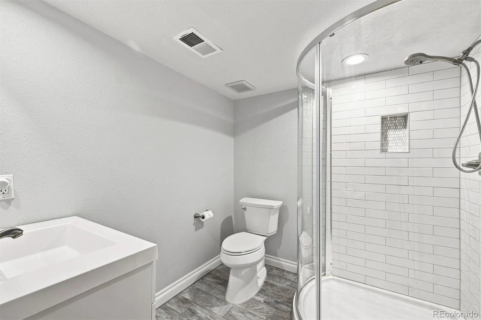 8799 E Kenyon Avenue Denver CO 80237 | MLS #REC7965646 08262026233655 1600 18