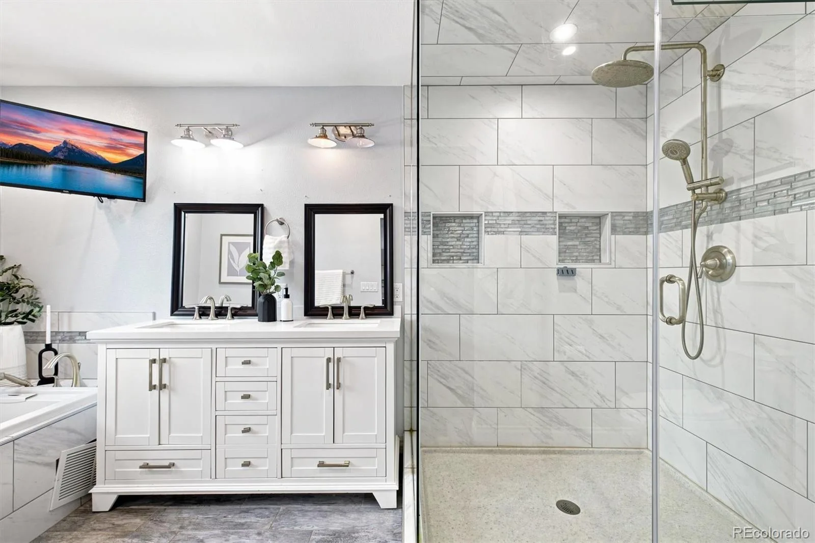 8799 E Kenyon Avenue Denver CO 80237 | MLS #REC7965646 08262026233655 1600 8