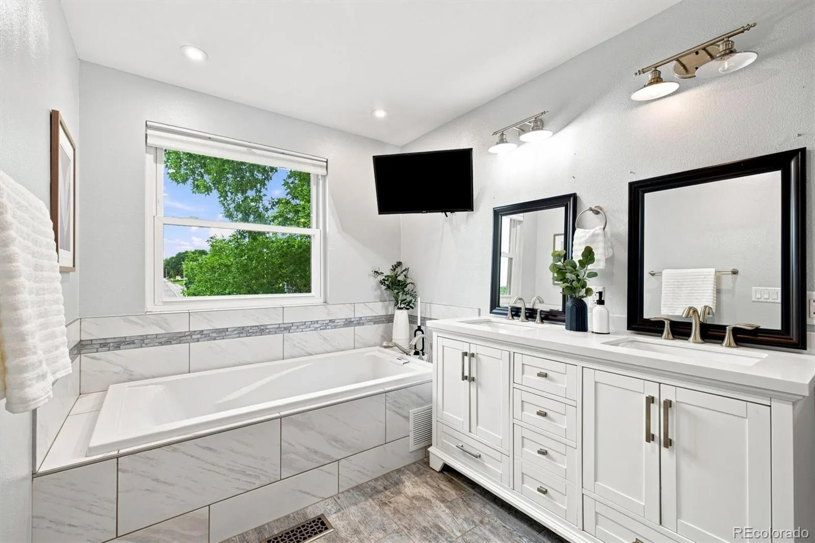 8799 E Kenyon Avenue Denver CO 80237 | MLS #REC7965646 08262026233655 1600 9