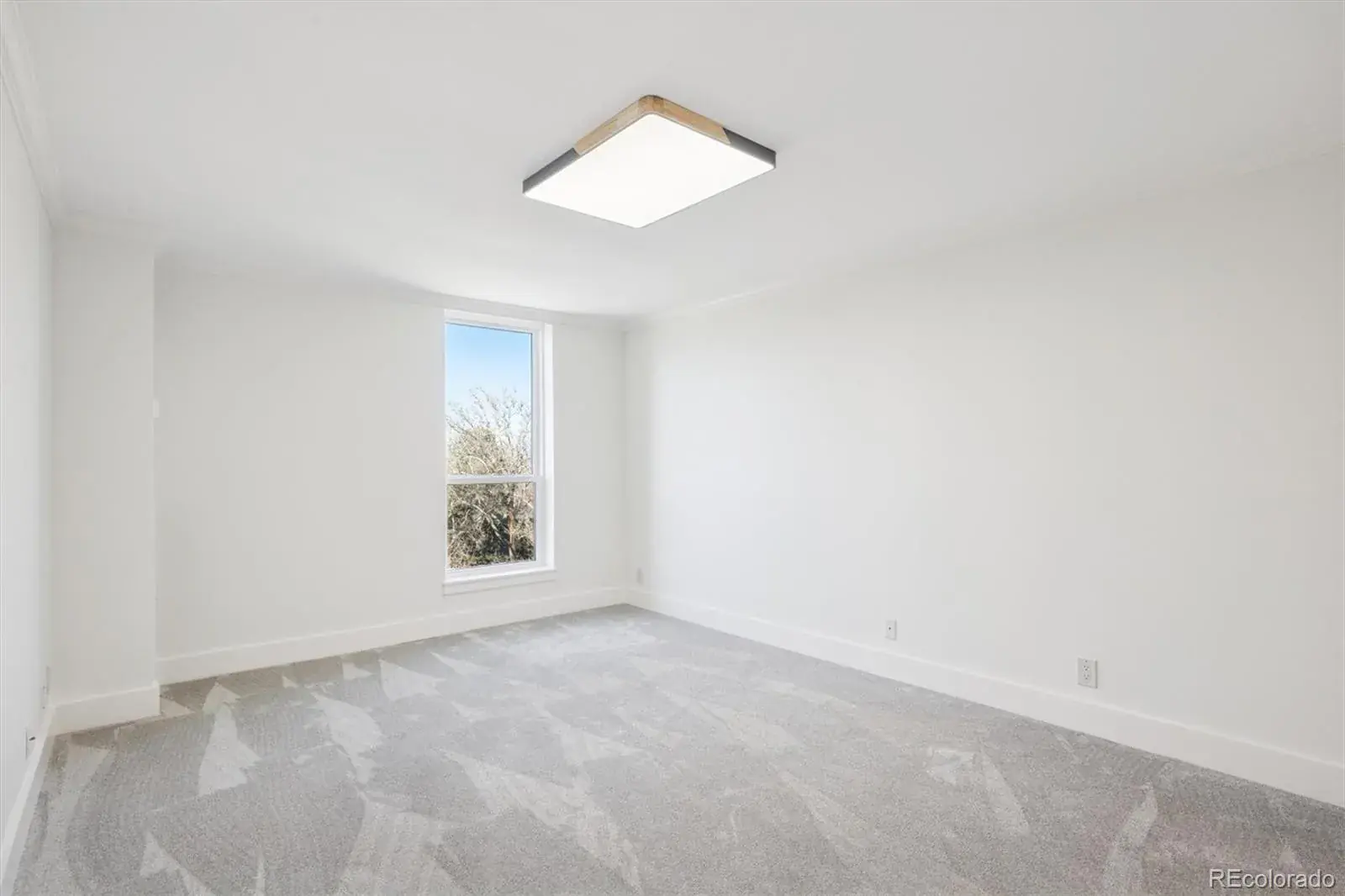 01172026022031 1600 17