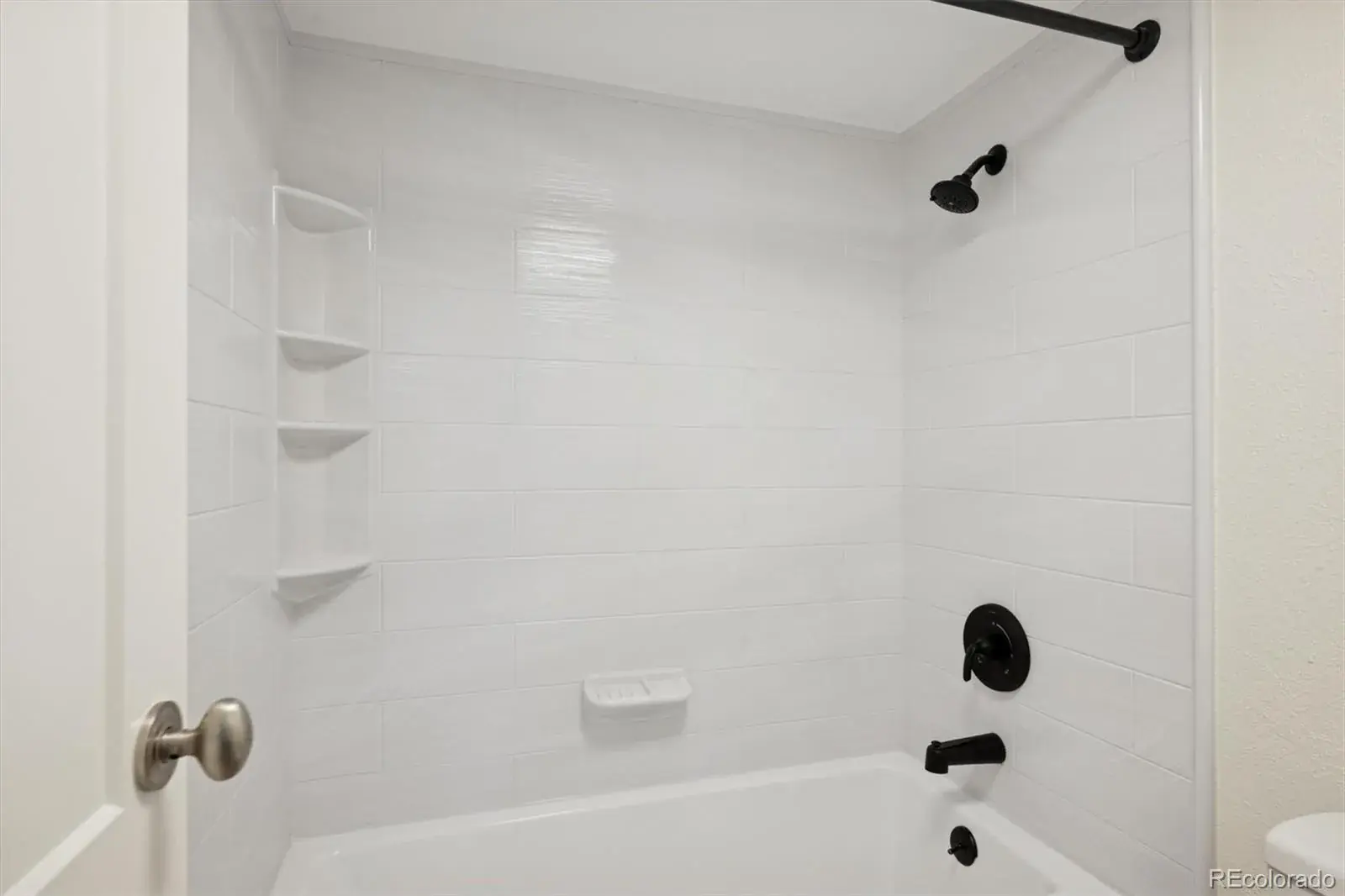 01172026022031 1600 18