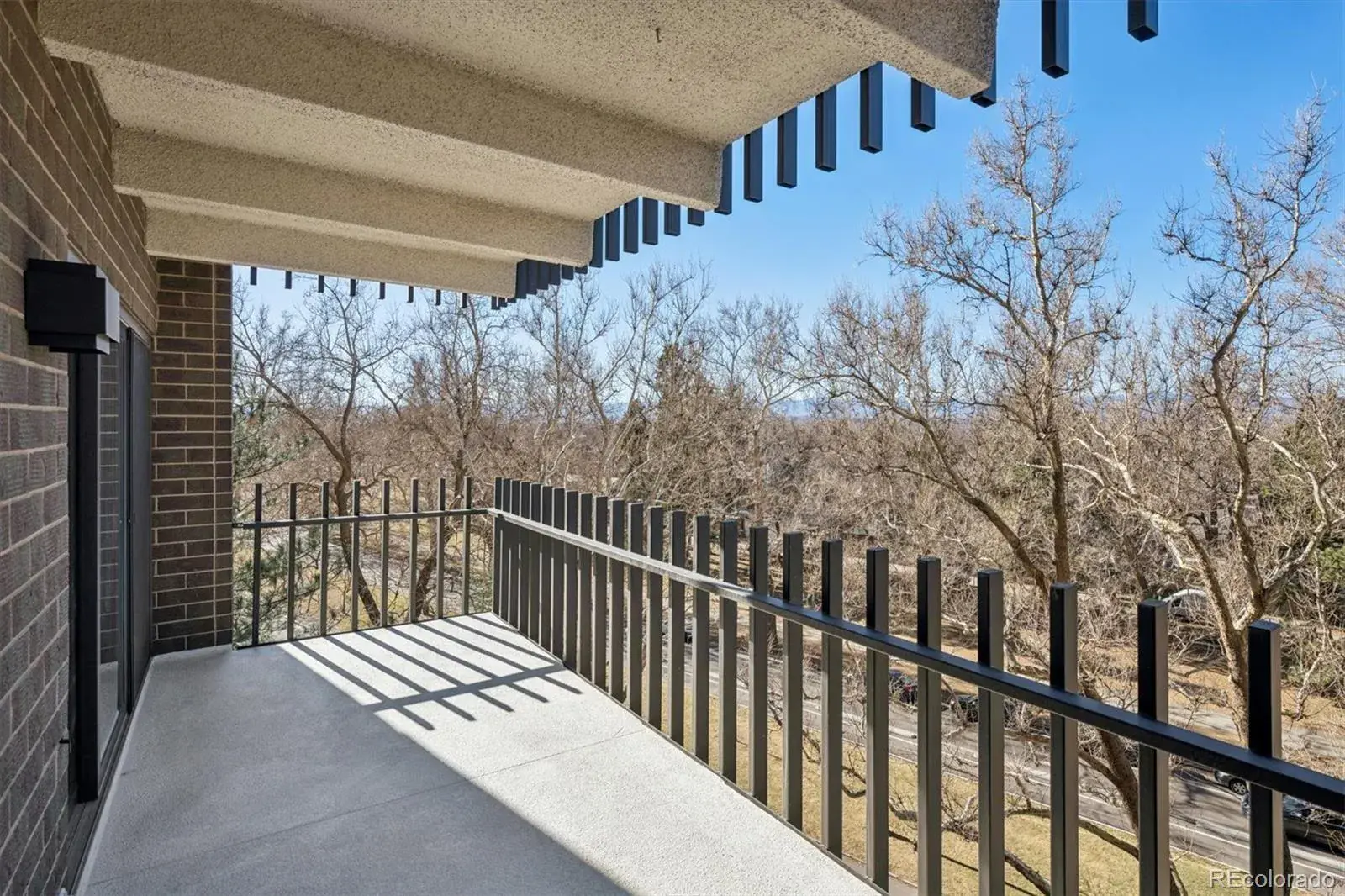 01172026022031 1600 22