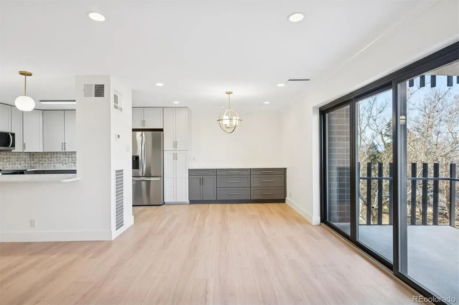 01172026022031 1600 9