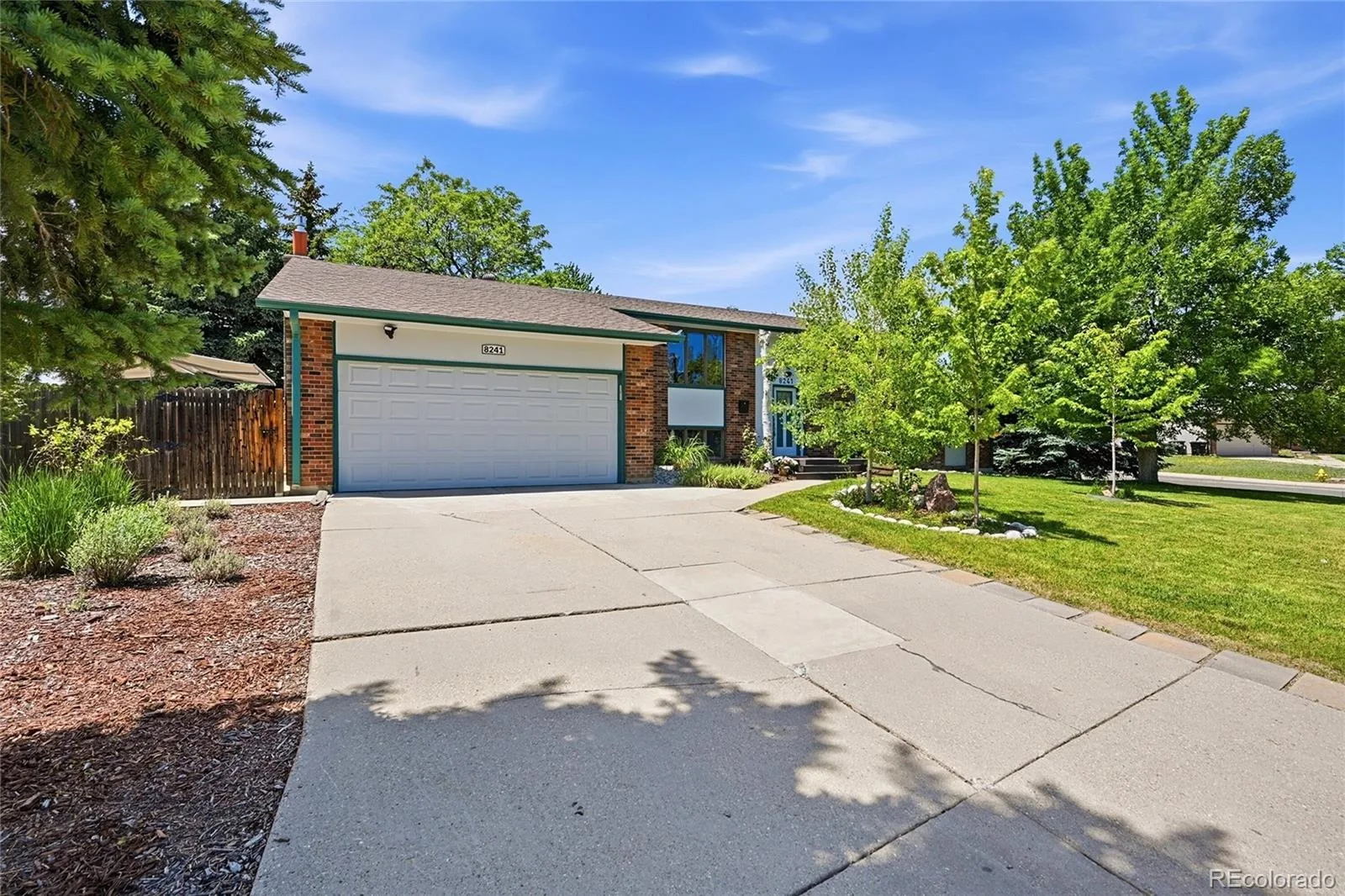 8241 W Pomona Drive Arvada CO 80005 MLS #REC7968377 06172026193058 1600 3