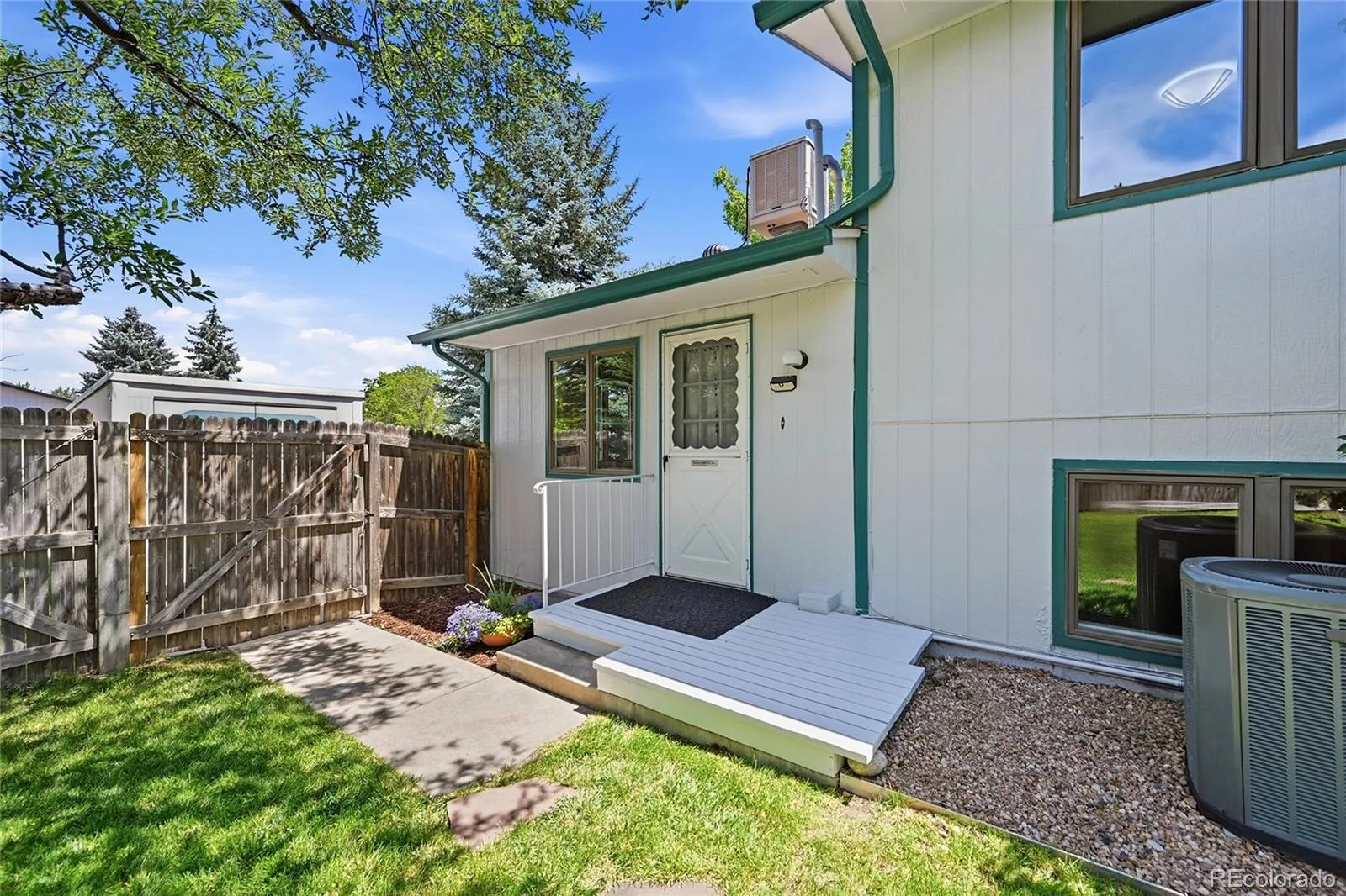 8241 W Pomona Drive Arvada CO 80005 MLS #REC7968377 06172026193058 1600 39