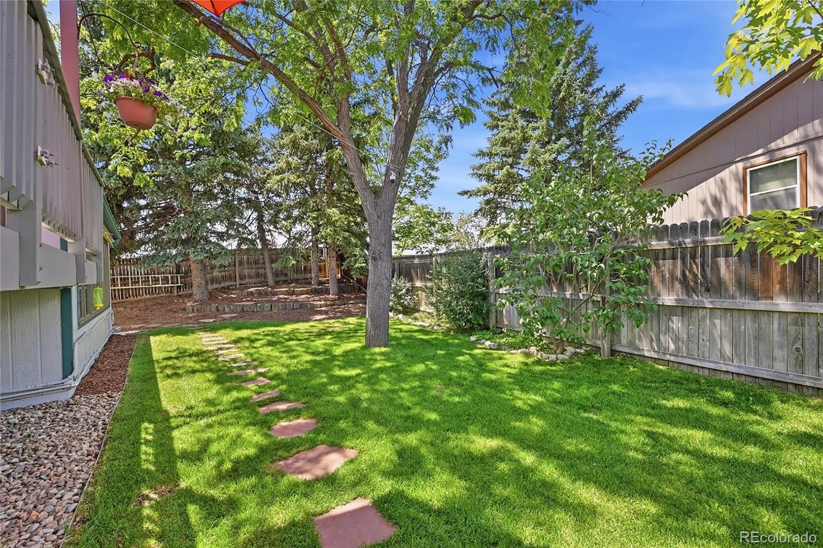 8241 W Pomona Drive Arvada CO 80005 MLS #REC7968377 06172026193058 1600 40