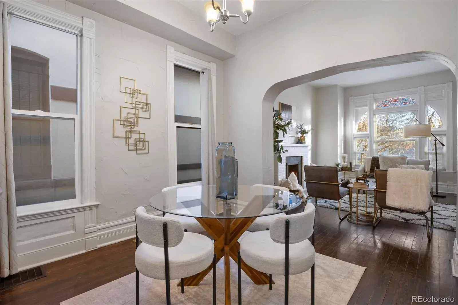 12042025013732 1600 4