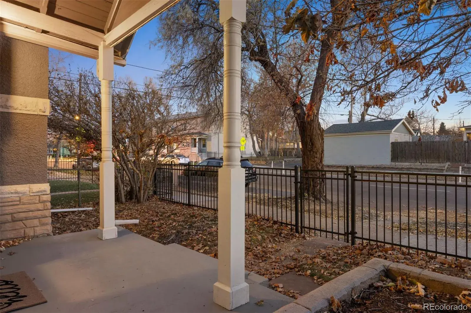 12042025013732 1600 42