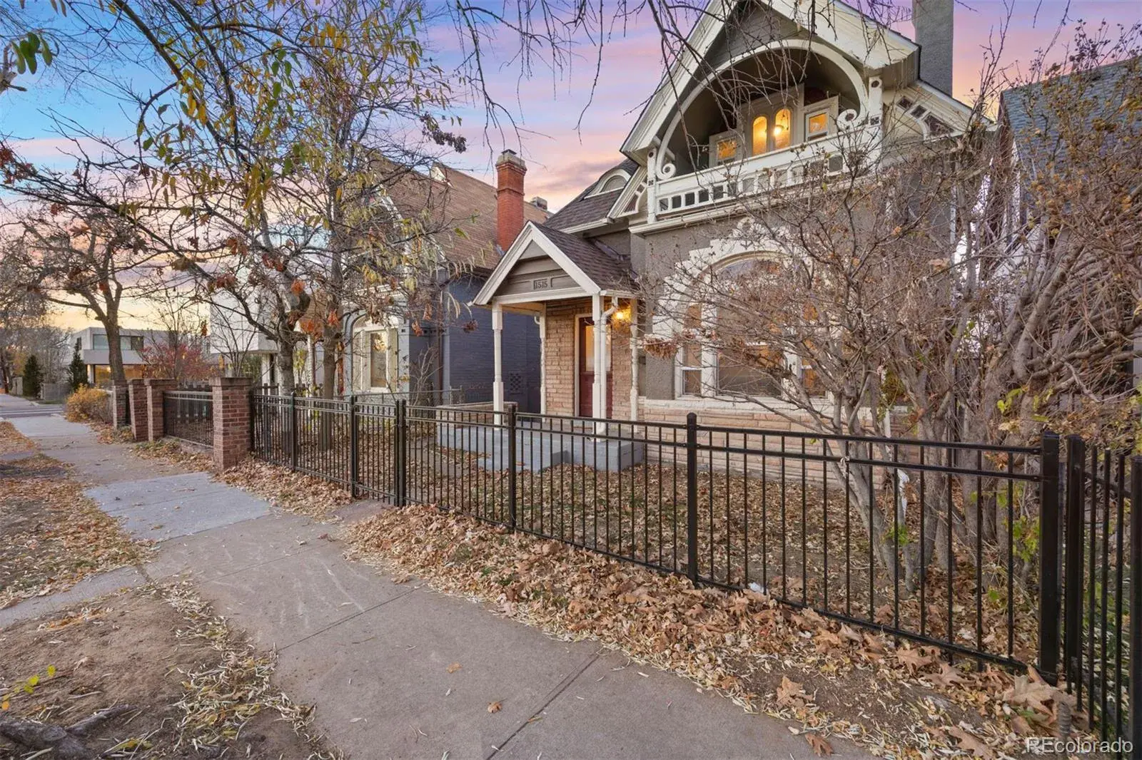 12042025013732 1600 44